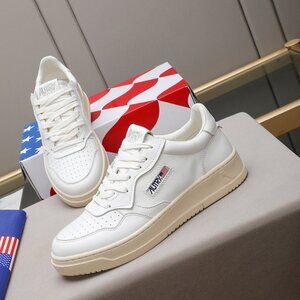 Autry Medalist Leather Low White Sneakers